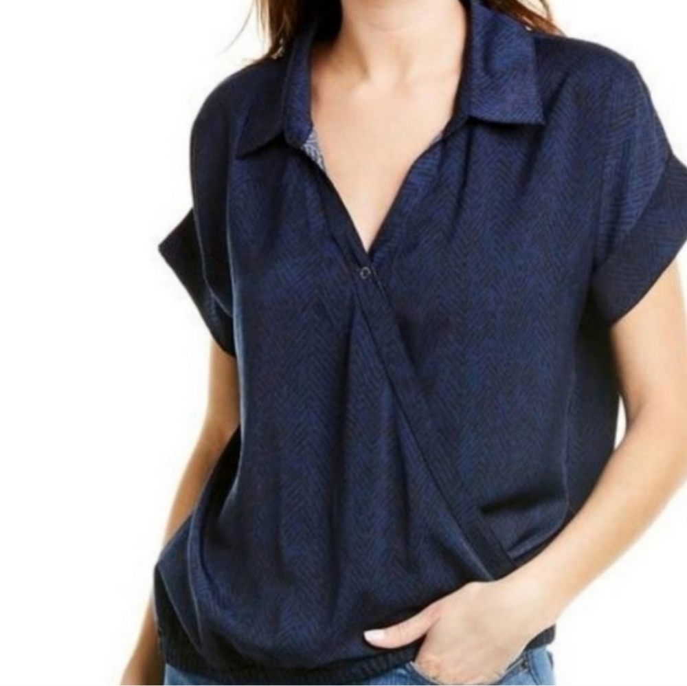 David Lerner Evereve Navy Blue Short Sleeve Blouse